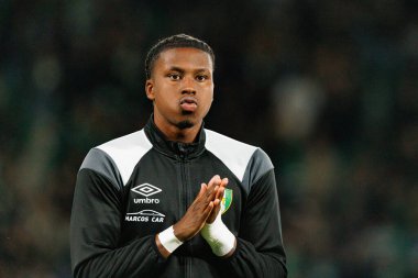 Sidny Lopes Cabral, Liga Portekiz maçı sırasında Estadio Jose Alvalade (Maciej Rogowski / Ball Raw Images) takımları arasında Sporting CP ve CF Estrela Amadora arasında görüldü.)