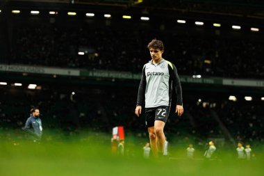 Eduardo Quaresma, Liga Portekiz maçı sırasında Estadio Jose Alvalade (Maciej Rogowski / Ball Raw Images) takımları arasında Sporting CP ve CF Estrela Amadora arasında görüldü.)