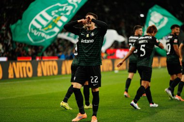 Ivan Fresneda, Estadio Jose Alvalade 'de (Maciej Rogowski / Ball Raw Images) oynayan Sporting CP ve CF Estrela Amadora takımları arasında oynanan Liga Portekiz maçında gol attıktan sonra kutlama yaparken görülüyor.)