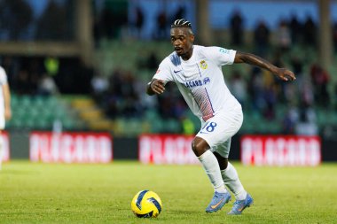 Lincoln, Liga Portekiz maçı sırasında Estadio Belediyesi Rio Maior 'da Casa Pia ve FC Alverca takımları arasında görüldü (Maciej Rogowski / Ball Raw Images)
