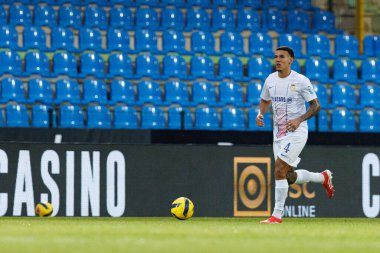 Kaiky Naves, Liga Portekiz maçı sırasında Estadio Belediyesi Rio Maior 'da Casa Pia ve FC Alverca takımları arasında görüldü (Maciej Rogowski / Ball Raw Images)