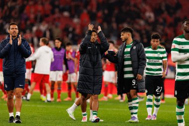 SL Benfica ve Sporting CP (Maciej Rogowski / Ball Raw Images) arasındaki Liga Portekiz maçı sırasında Hidemasa Morita görüldü)
