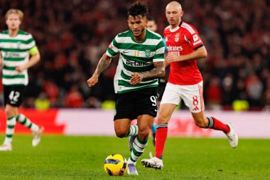 Luis Suarez Liga Portekiz maçı sırasında SL Benfica ve Sporting CP (Maciej Rogowski / Ball Raw Images) arasında görüldü)