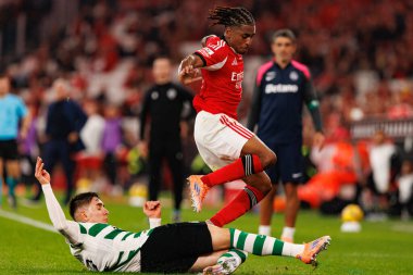 Ivan Fresneda ve Leandro Barreiro, Liga Portekiz maçı sırasında SL Benfica ve Sporting CP (Maciej Rogowski / Ball Raw Images) arasında görüldü.)