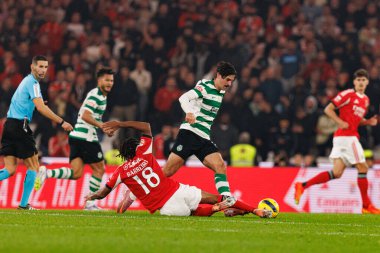 Leandro Barreiro ve Francisco Trincao Liga Portekiz maçı sırasında SL Benfica ve Sporting CP (Maciej Rogowski / Ball Raw Images)