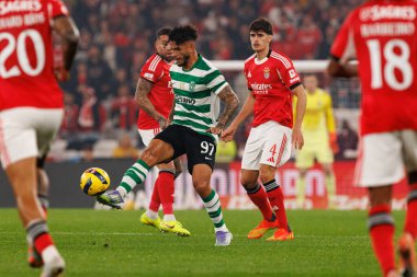 Luis Suarez Liga Portekiz maçı sırasında SL Benfica ve Sporting CP (Maciej Rogowski / Ball Raw Images) arasında görüldü)