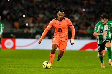 Jules Kounde, Real Betis Balompie ve FC Barcelona (Maciej Rogowski / Ball Raw Images) takımları arasında LaLiga EA Sports maçında görüldü)