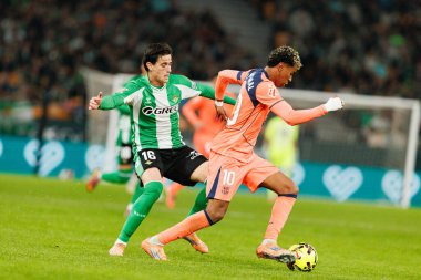 Diego Valentin Gomez ve Lamine Yamal, LaLiga EA Sports maçında Real Betis Balompie ve FC Barcelona (Maciej Rogowski / Ball Raw Images) takımları arasında görüldü.)