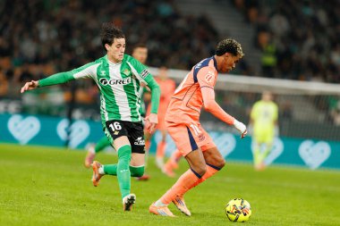 Diego Valentin Gomez ve Lamine Yamal, LaLiga EA Sports maçında Real Betis Balompie ve FC Barcelona (Maciej Rogowski / Ball Raw Images) takımları arasında görüldü.)