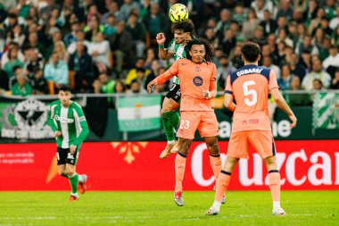 Abde Ezzalzouli Ez Abde ve Jules Kounde, LaLiga EA Sports maçında Real Betis Balompie ve FC Barcelona (Maciej Rogowski / Ball Raw Images) takımları arasında görüldü.)