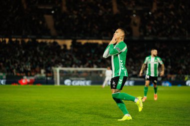 Antony, Real Betis Balompie ve FC Barcelona (Maciej Rogowski / Ball Raw Images) takımları arasındaki LaLiga EA Sports maçında gol attıktan sonra kutlama yaparken görüldü.)