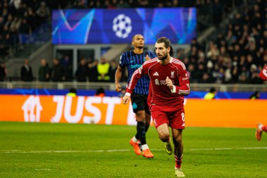 Dominik Szoboszlai Şampiyonlar Ligi FC (Maciej Rogowski / Ball Raw Images) ile Internazionale Milano ve Liverpool FC arasındaki faz maçında attığı golü kutlarken görüldü.)