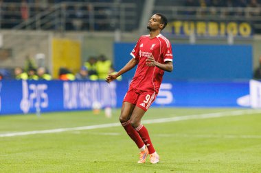 Alexander Isak Şampiyonlar Ligi 'nde Internazionale Milano ve Liverpool FC (Maciej Rogowski / Ball Raw Images)