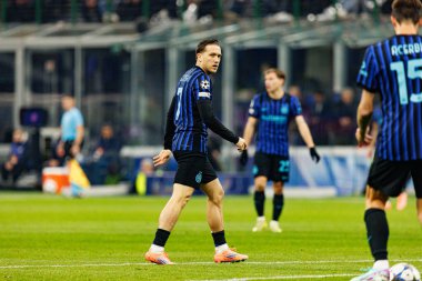 Piotr Zielinski Şampiyonlar Ligi faz oyunu sırasında Internazionale Milano ve Liverpool FC (Maciej Rogowski / Ball Raw Images) arasında görüldü)