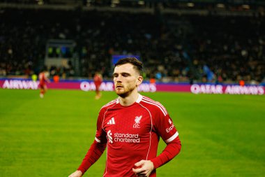Andy Robertson Şampiyonlar Ligi faz oyunu sırasında Internazionale Milano ve Liverpool FC (Maciej Rogowski / Ball Raw Images) arasında görüldü.)