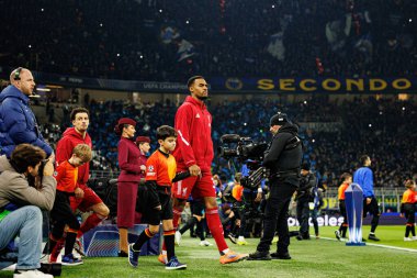 Ryan Gravenberch Şampiyonlar Ligi faz oyunu sırasında Internazionale Milano ve Liverpool FC (Maciej Rogowski / Ball Raw Images) arasında görüldü)