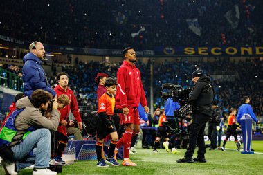 Ryan Gravenberch Şampiyonlar Ligi faz oyunu sırasında Internazionale Milano ve Liverpool FC (Maciej Rogowski / Ball Raw Images) arasında görüldü)