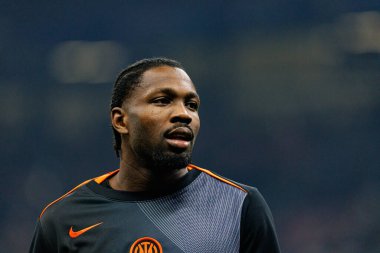 Marcus Thuram Şampiyonlar Ligi faz oyunu sırasında Internazionale Milano ve Liverpool FC (Maciej Rogowski / Ball Raw Images) arasında görüldü.)