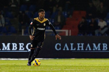 Julian Jose Martinez Liga Portekiz maçı sırasında FC Alverca ve CD Nacional (Maciej Rogowski / Ball Raw Images) takımları arasında görüldü)