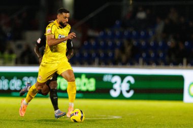 FC Alverca ve CD Nacional (Maciej Rogowski / Ball Raw Images) takımları arasında Liga Portekiz maçında Chiheb Labidi görüldü)