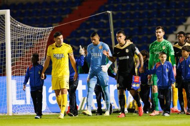 FC Alverca ve CD Nacional (Maciej Rogowski / Ball Raw Images) takımları arasında oynanan Liga Portekiz maçında Kaique Pereira ve Kaiky Naves görüldü.)