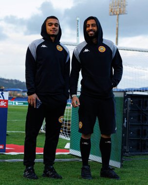 Lenny Vallier ve Chiheb Labidi, Liga Portekiz maçı sırasında FC Alverca ve CD Nacional takımları arasında görüldü (Maciej Rogowski / Ball Raw Images)