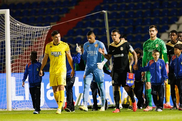FC Alverca ve CD Nacional (Maciej Rogowski / Ball Raw Images) takımları arasında oynanan Liga Portekiz maçında Kaique Pereira ve Kaiky Naves görüldü.)