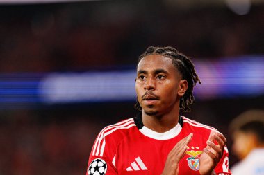 Leandro Barreiro Şampiyonlar Ligi faz maçında SL Benfica ve SSC Napoli (Maciej Rogowski / Ball Raw Images) arasında görüldü)