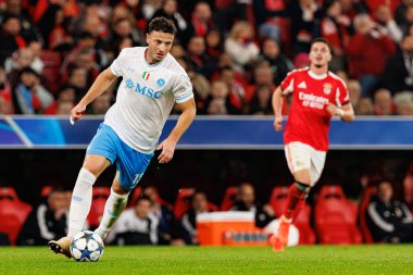 Amir Rrahmani SL Benfica ve SSC Napoli (Maciej Rogowski / Ball Raw Images) arasındaki Şampiyonlar Ligi faz maçında görüldü)