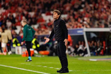 Antonio Conte SL Benfica ve SSC Napoli (Maciej Rogowski / Ball Raw Images) arasındaki Şampiyonlar Ligi faz maçında görüldü)