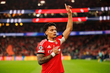 Richard Rios, Şampiyonlar Ligi 'nin SL Benfica ve SSC Napoli (Maciej Rogowski / Ball Raw Images) arasındaki faz maçında attığı golün ardından kutlama yaparken görülüyor.)