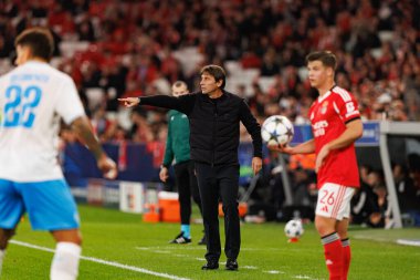 Antonio Conte SL Benfica ve SSC Napoli (Maciej Rogowski / Ball Raw Images) arasındaki Şampiyonlar Ligi faz maçında görüldü)
