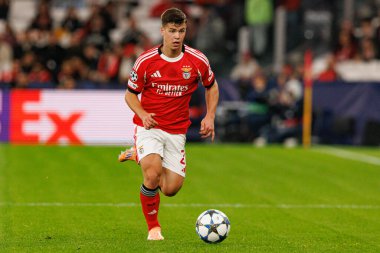 Samuel Dahl SL Benfica ve SSC Napoli (Maciej Rogowski / Ball Raw Images) arasında Şampiyonlar Ligi faz maçında görüldü)