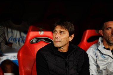 Antonio Conte SL Benfica ve SSC Napoli (Maciej Rogowski / Ball Raw Images) arasındaki Şampiyonlar Ligi faz maçında görüldü)