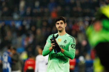 Thibaut Courtois, Mendizorroza 'daki Deportivo Alaves ve Real Madrid FC takımları arasında oynanan LaLiga EA SPORTS maçı sırasında görüldü. (Maciej Rogowski / Ball Raw Images)