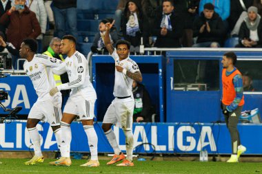 Vinicius Junior, Kylian Mbappe ve Rodrygo Goes, LaLiga EA SPORTS maçında Mendizorroza 'da Deportivo Alaves ve Real Madrid FC takımları arasında oynadıkları gol üstüne gol atarken görüldü (Maciej Rogowski / Ball Raw Images)