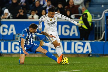 Nahuel Tenaglia ve Kylian Mbappe, LaLiga EA Spor Maçı sırasında Mendizorroza 'da Deportivo Alaves ve Real Madrid FC takımları arasında görüldü (Maciej Rogowski / Ball Raw Images)