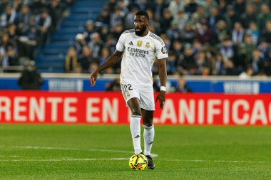 Antonio Rudiger, LaLiga EA SPORTS maçı sırasında Mendizorroza 'da Deportivo Alaves ve Real Madrid FC takımları arasında görüldü (Maciej Rogowski / Ball Raw Images)