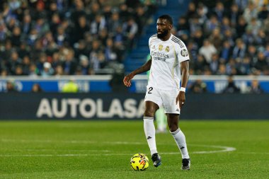 Antonio Rudiger, LaLiga EA SPORTS maçı sırasında Mendizorroza 'da Deportivo Alaves ve Real Madrid FC takımları arasında görüldü (Maciej Rogowski / Ball Raw Images)