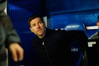 Xabi Alonso, LaLiga EA SPORTS maçı sırasında Mendizorroza 'da Deportivo Alaves ve Real Madrid FC takımları arasında görüldü (Maciej Rogowski / Ball Raw Images)
