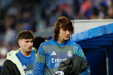 Joan Martinez, LaLiga EA SPORTS maçı sırasında Mendizorroza 'da Deportivo Alaves ve Real Madrid FC takımları arasında görüldü (Maciej Rogowski / Ball Raw Images)