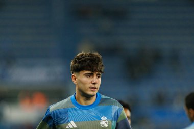 Victor Valdepenas, Mendizorroza 'daki Deportivo Alaves ve Real Madrid FC takımları arasında oynanan LaLiga EA SPORTS maçı sırasında görüldü (Maciej Rogowski / Ball Raw Images)