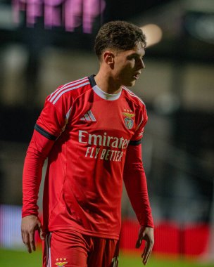 Georgiy Sudakov, SC Farense ve SL Benfica takımları arasında Estadio Sao Luis (Maciej Rogowski / Ball Raw Images) maçında görüldü.)