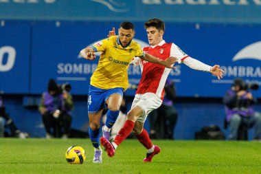 Yanis Begraoui ve Pau Victor, Liga Portekiz maçı sırasında Estoril Praia ve SC Braga takımları arasında Estadio Antonio Coimbra da Mota (Maciej Rogowski / Ball Raw Images)