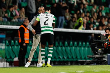 Rui Borges ve Matheus Reis, Liga Portekiz maçı sırasında Estadio Jose Alvalade 'de (Maciej Rogowski / Ball Raw Images) Sporting CP ve AVS Futebol SAD takımları arasında görüldü.)