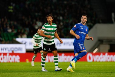 Hidemasa Morita ve Tomane, Liga Portekiz maçı sırasında Estadio Jose Alvalade 'de (Maciej Rogowski / Ball Raw Images) Sporting CP ve AVS Futebol SAD takımları arasında görüldü.)