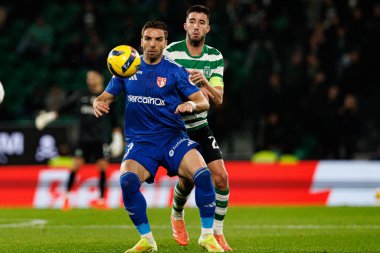 Tomane ve Goncalo Inacio, Liga Portekiz maçı sırasında Estadio Jose Alvalade 'de (Maciej Rogowski / Ball Raw Images) Sporting CP ve AVS Futebol SAD takımları arasında görüldü.)