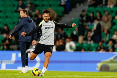 Luis Suarez, Liga Portekiz maçı sırasında Estadio Jose Alvalade 'deki AVS Futebol SAD (Maciej Rogowski / Ball Raw Images) takımları arasında görüldü.)