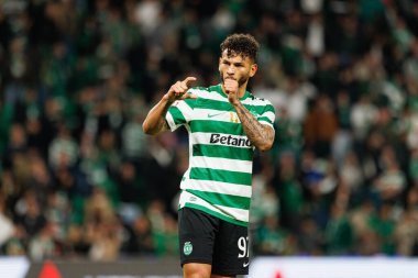 Luis Suarez, Liga Portekiz maçında Estadio Jose Alvalade 'deki AVS Futebol SAD (Maciej Rogowski / Ball Raw Images) takımları arasında attığı golü kutlarken görüldü.)