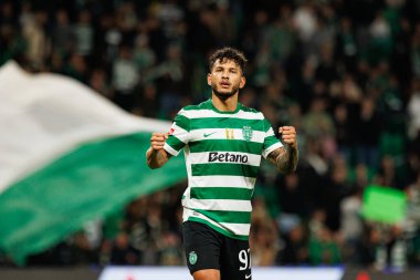 Luis Suarez, Liga Portekiz maçında Estadio Jose Alvalade 'deki AVS Futebol SAD (Maciej Rogowski / Ball Raw Images) takımları arasında attığı golü kutlarken görüldü.)